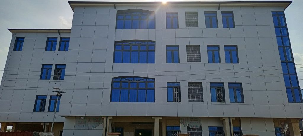 photo 2025 05 07 19 49 08