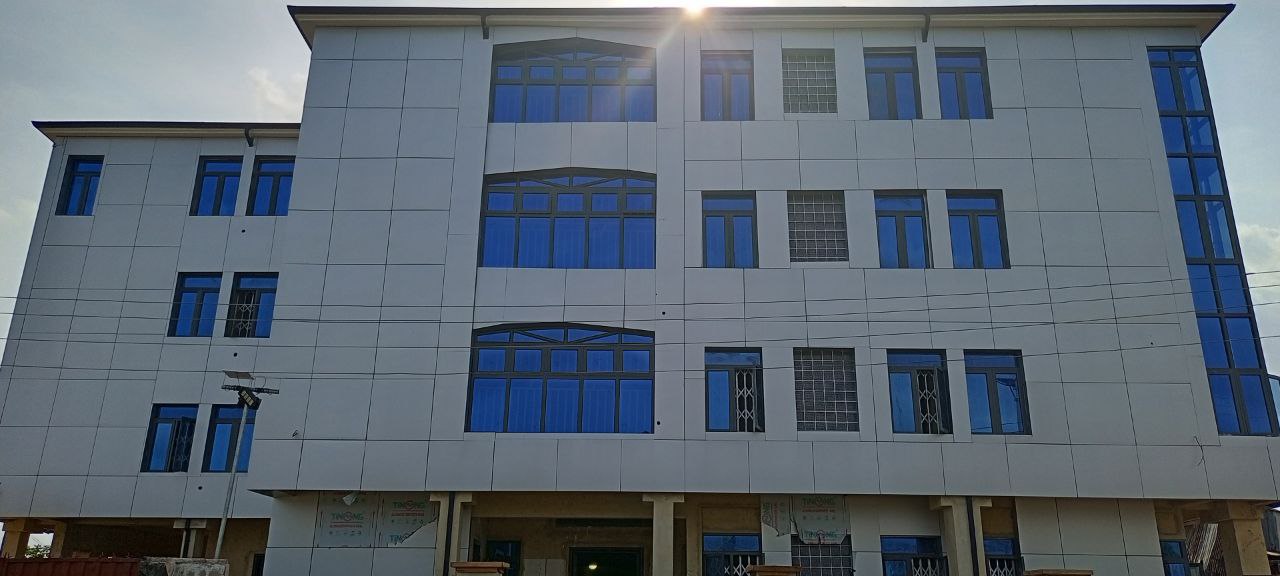 photo 2025 05 07 19 49 08